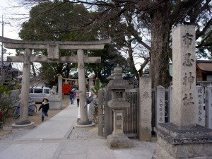 布忍神社